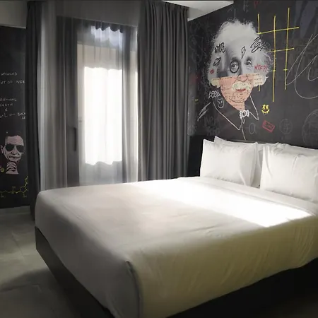 So Adults Only Hotel San Ġiljan