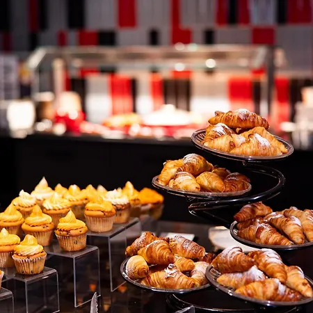 Hotel So Adults Only