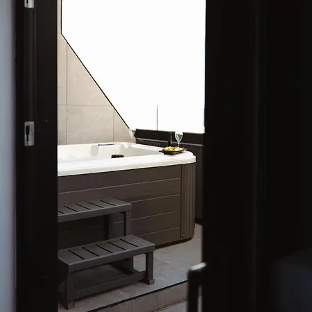 So Adults Only Otel 3*