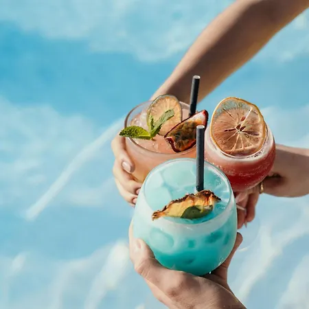 So Adults Only Otel Saint Julian's