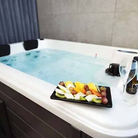 So Adults Only 3* Saint Julian's