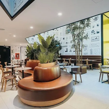So Adults Only Hotel 3*