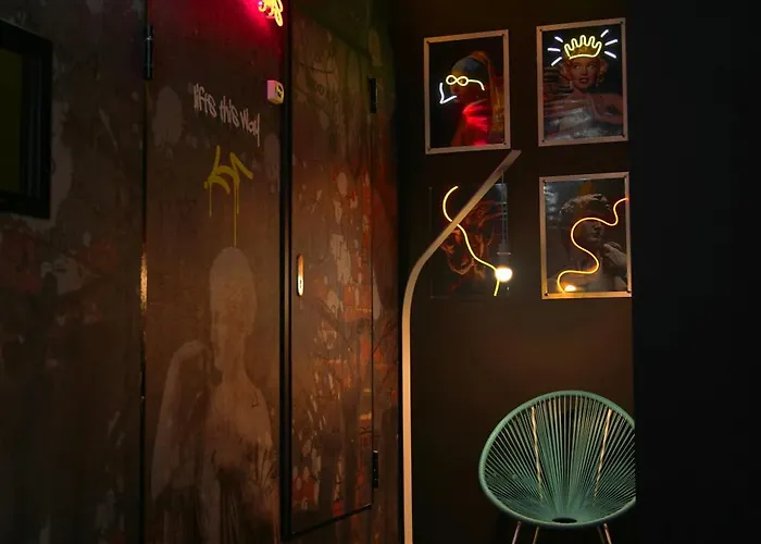 Hotel So Adults Only