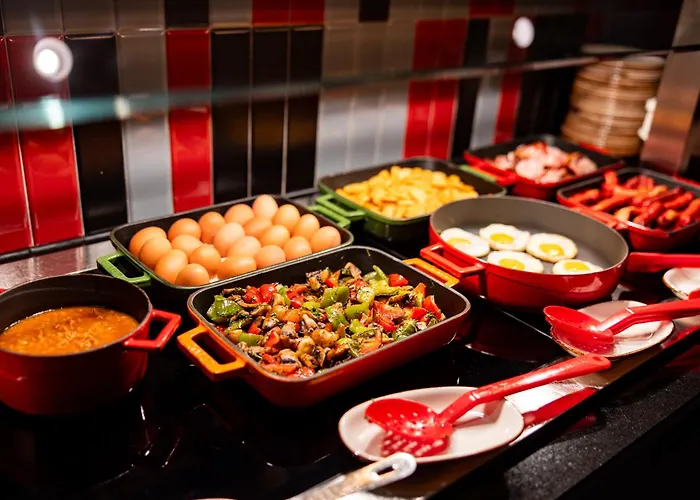 So Adults Only Hotel 3*